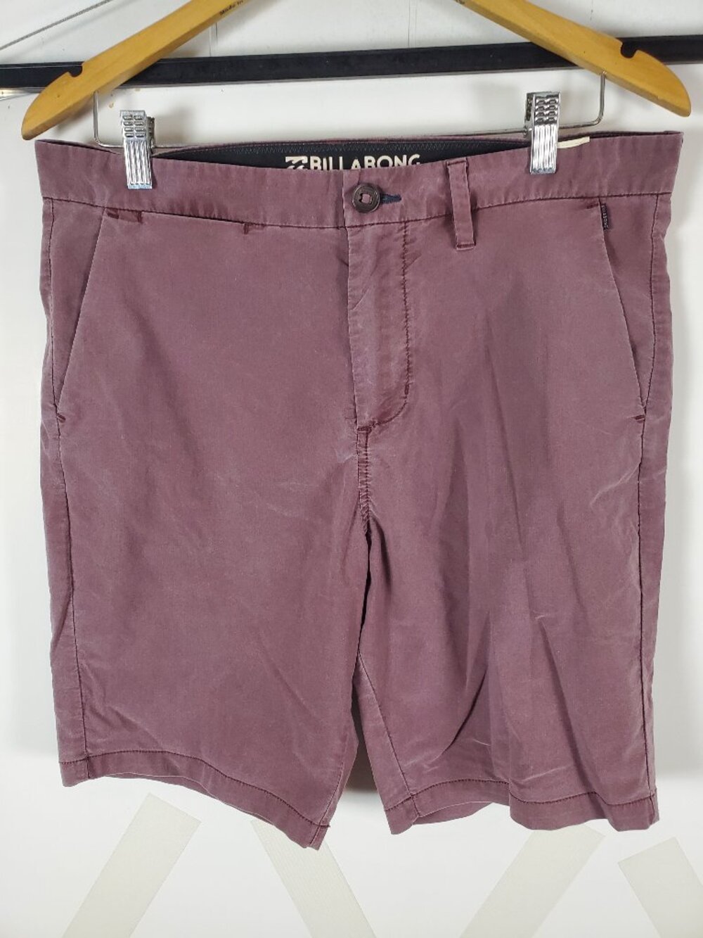 Billabong Men's Casual Shorts  32/33 Waist